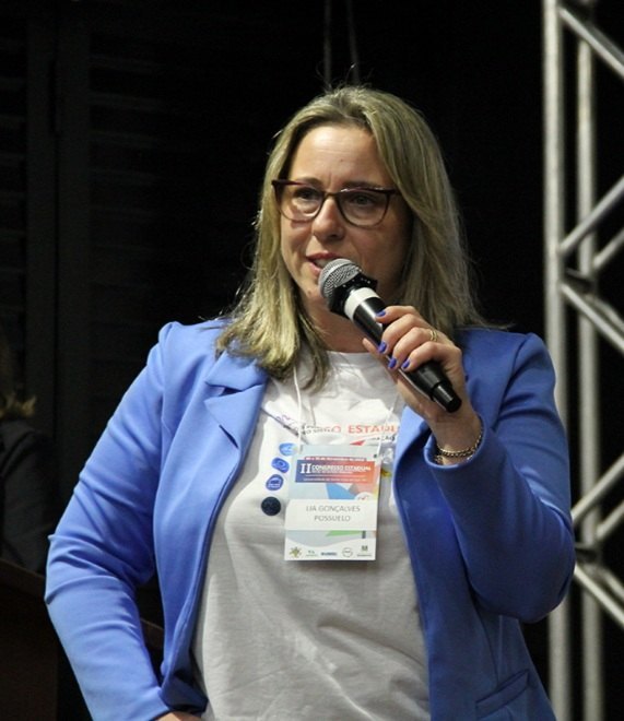 LIA GONÇALVES POSSUELO